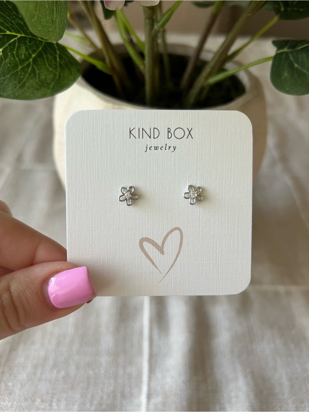 Daisy diamond stud earrings in silver